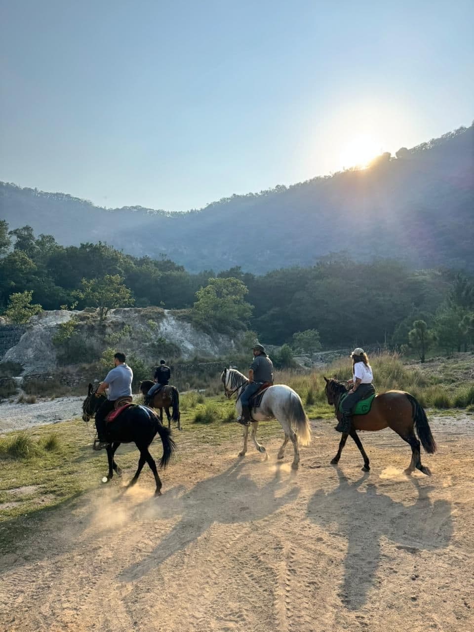 Horseback Riding and Picnic at Laguna de Alegría