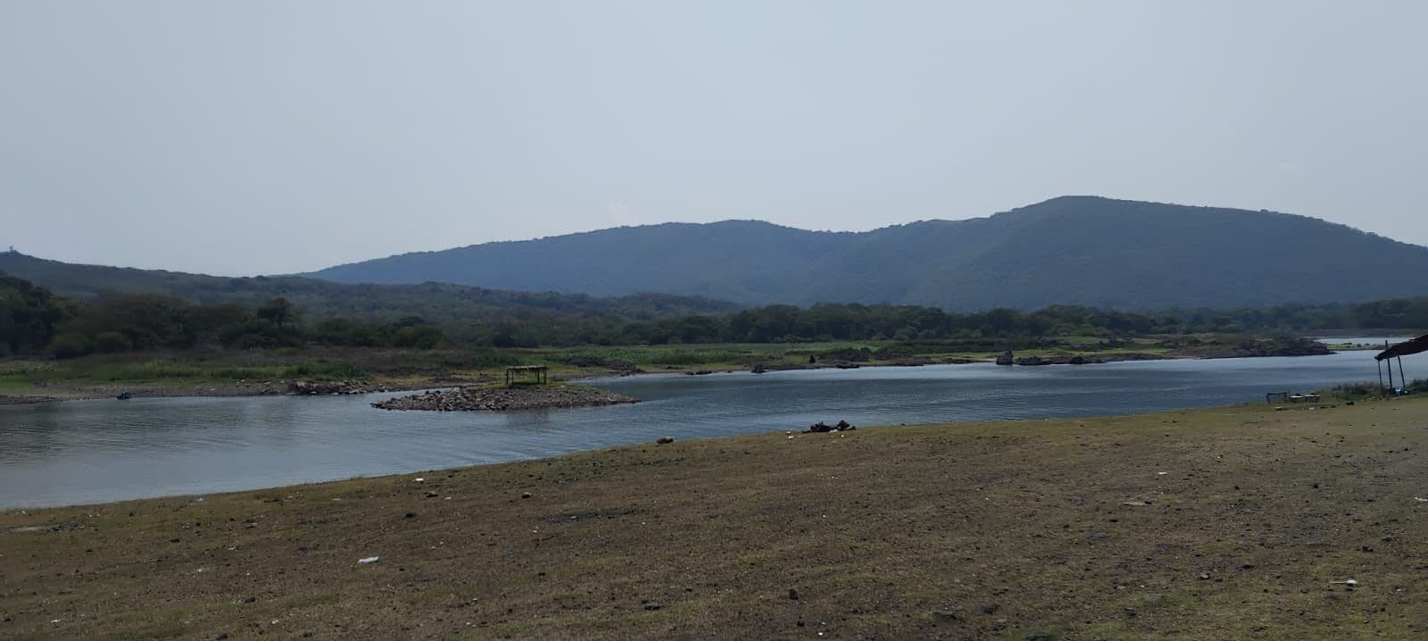 Sail between Lake Güija and Discover the Petroglyphs of Metapán