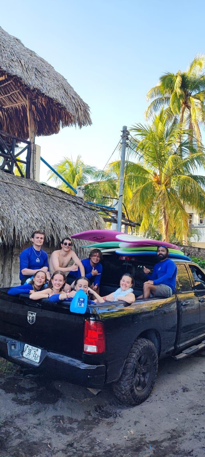 Perfect Your Surfing in El Tunco with Personalized Training